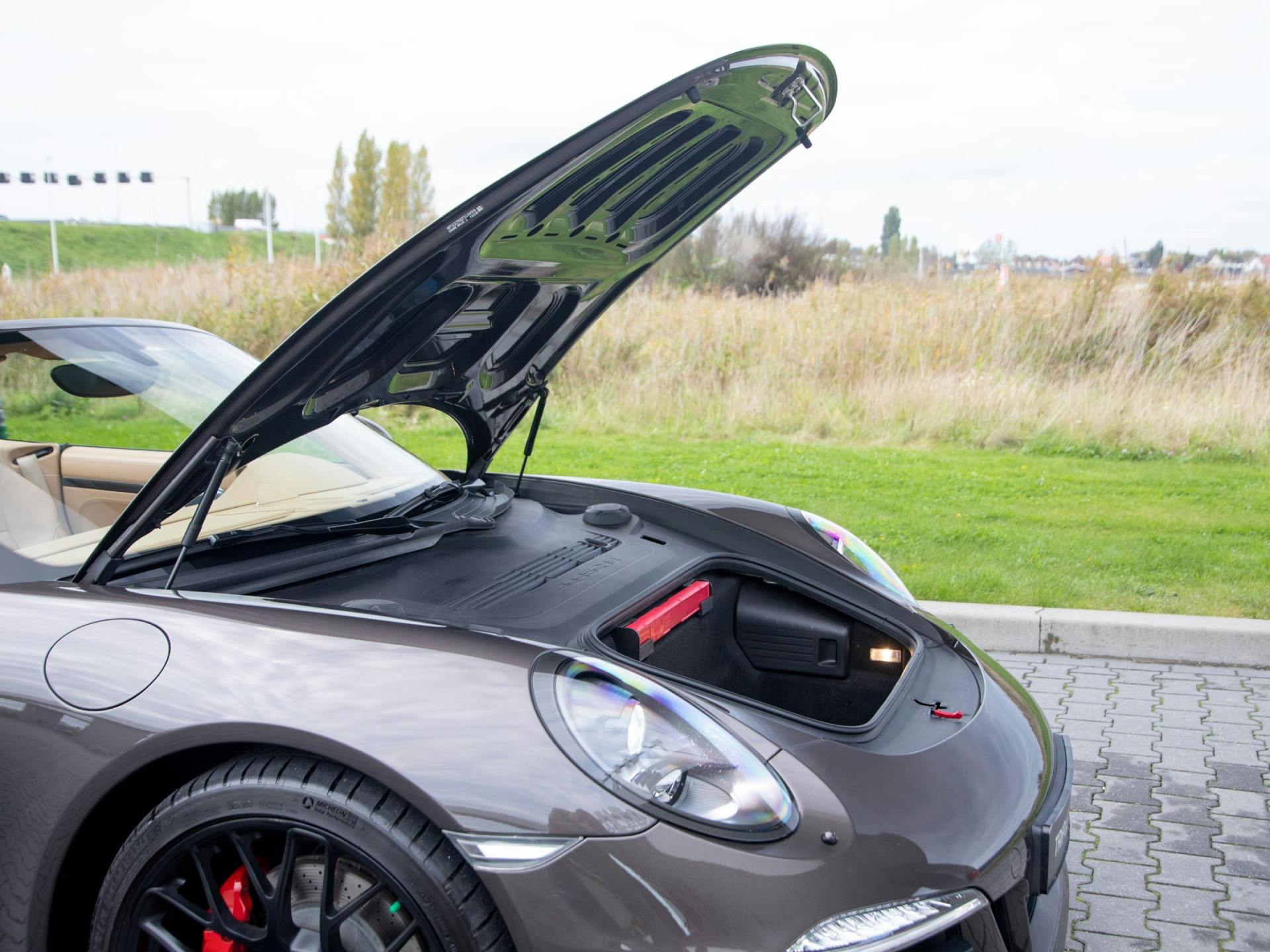 Porsche 911 Cabrio 3.8 Carrera 4 GTS | Bose | Sport Chrono | Carbon interieur pakket |